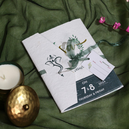 Unique Single Foldable Card